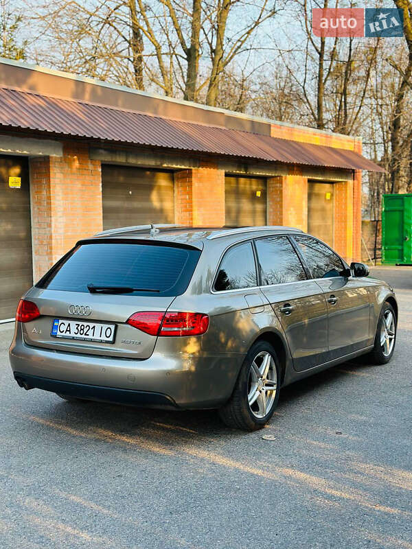 Універсал Audi A4 2009 в Смілі