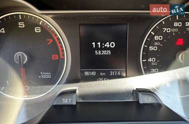 Седан Audi A4 2014 в 