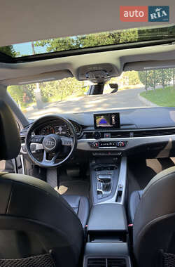 Седан Audi A4 2015 в 