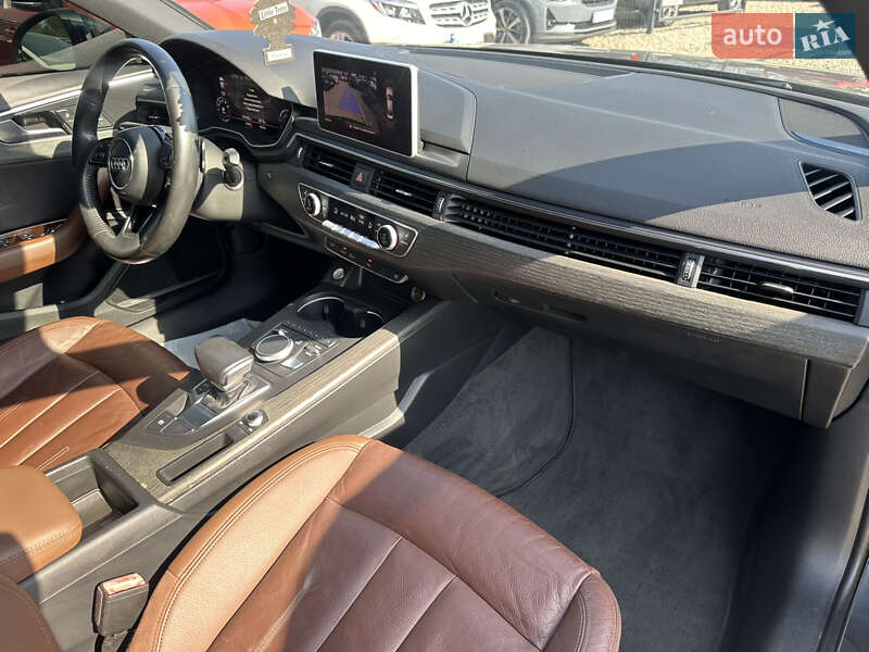 Седан Audi A4 2017 в Ивано-Франковске