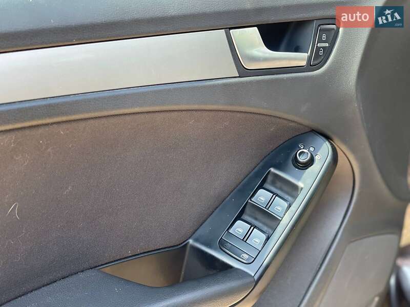 Универсал Audi A4 2009 в Киеве