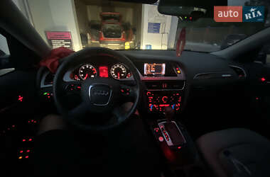 Седан Audi A4 2012 в 