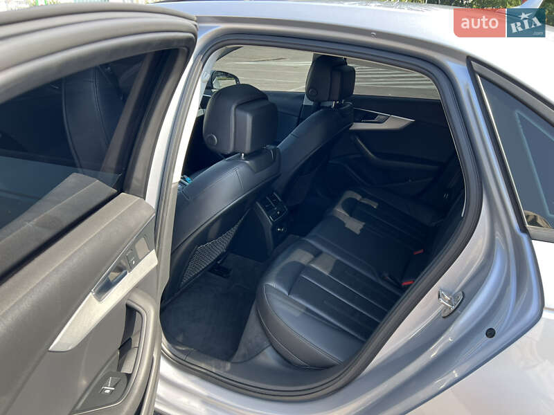 Седан Audi A4 2016 в Киеве фото 23 Седан Audi A4 2016 в Киеве