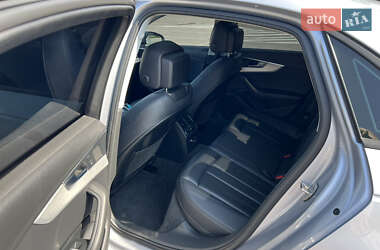 Седан Audi A4 2016 в 