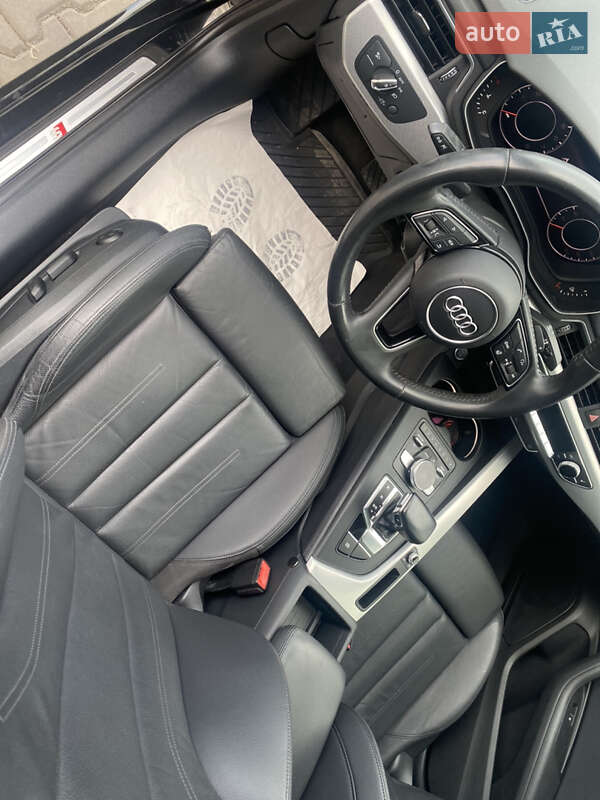 Седан Audi A4 2019 в Луцке