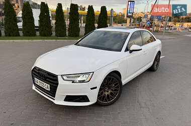 Седан Audi A4 2016 в Киеве