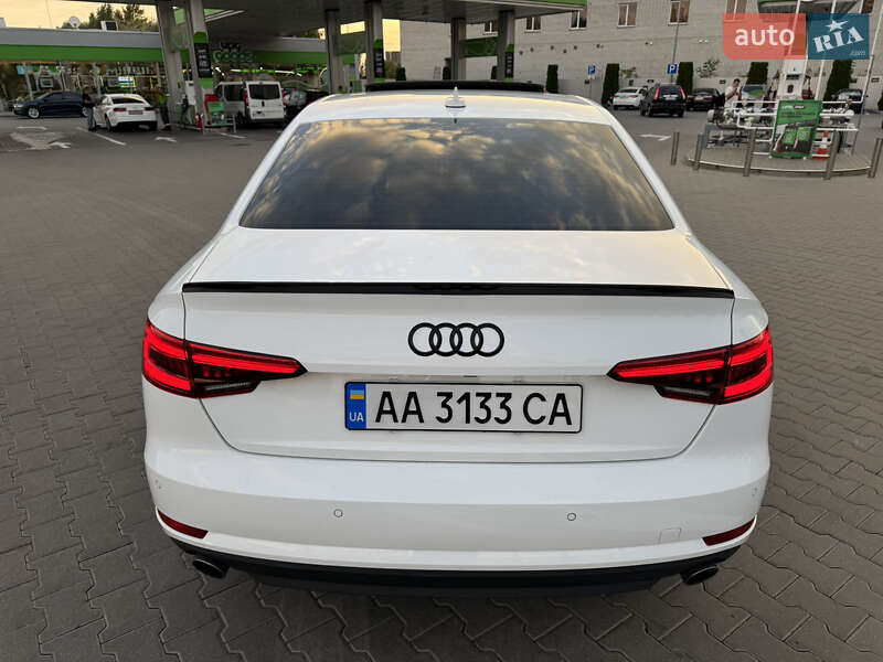 Седан Audi A4 2016 в Киеве