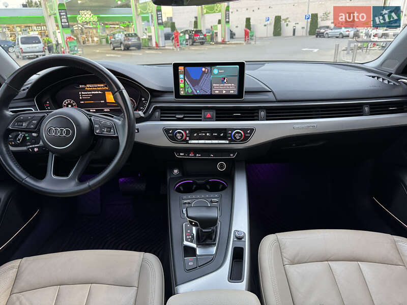 Седан Audi A4 2016 в Киеве