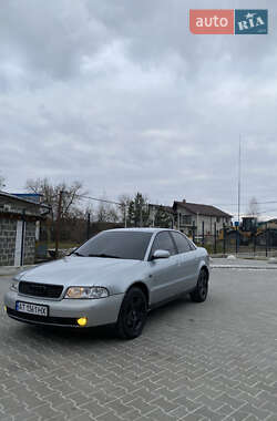 Седан Audi A4 1999 в Калуші
