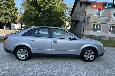 Седан Audi A4 2001 в 