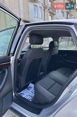 Седан Audi A4 2001 в 