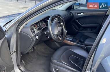 Седан Audi A4 2012 в 