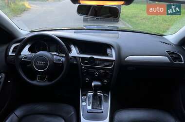 Седан Audi A4 2015 в 