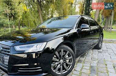 Седан Audi A4 2017 в 
