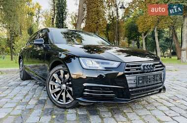 Седан Audi A4 2017 в 