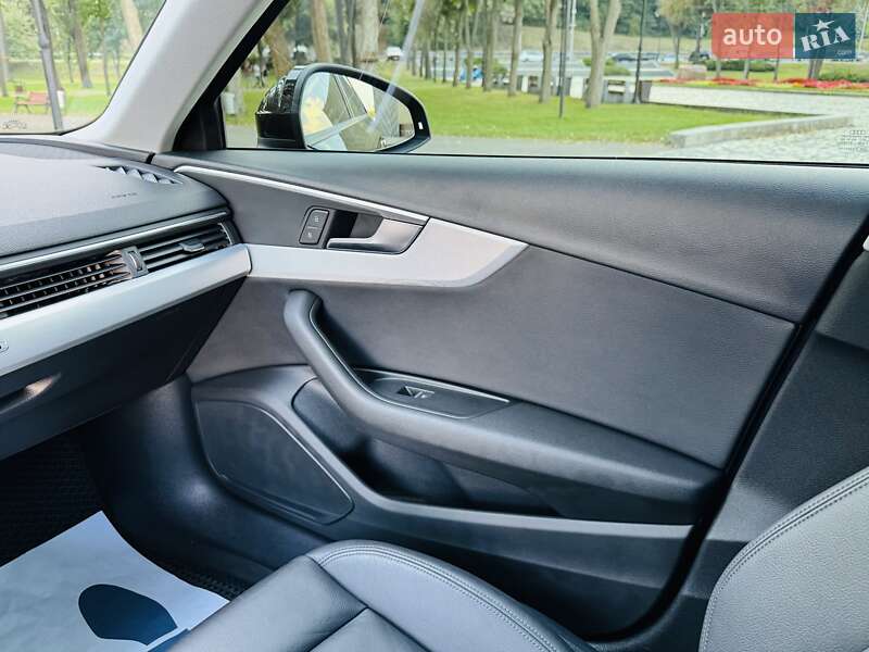 Седан Audi A4 2017 в Киеве фото 97 Седан Audi A4 2017 в Киеве