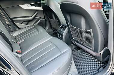 Седан Audi A4 2017 в 