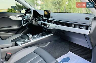 Седан Audi A4 2017 в 