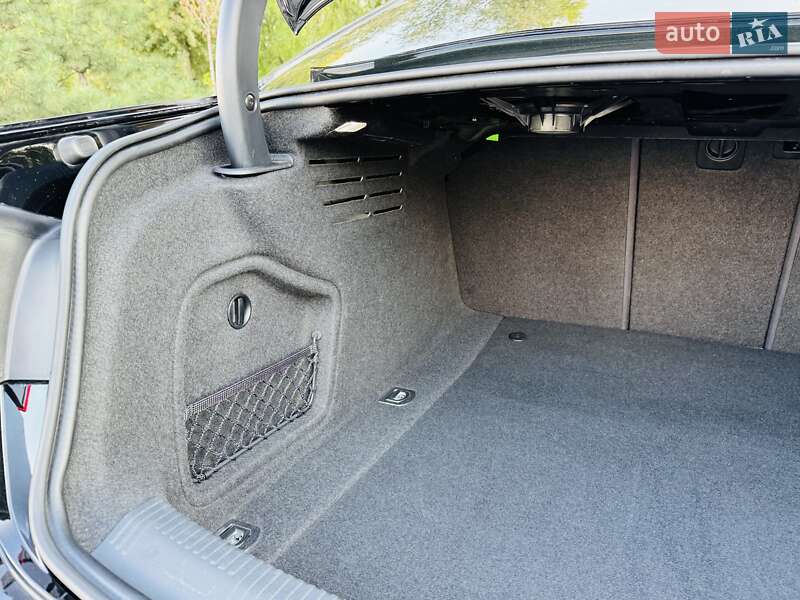 Седан Audi A4 2017 в Киеве фото 132 Седан Audi A4 2017 в Киеве