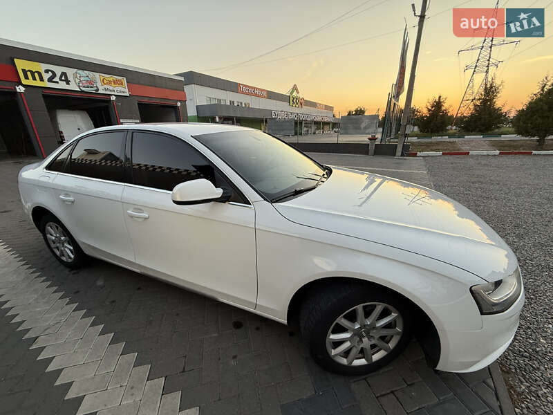 Седан Audi A4 2012 в Александрие фото 4 Седан Audi A4 2012 в Александрие