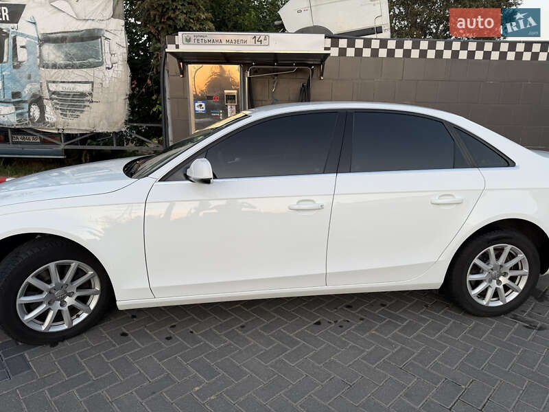Седан Audi A4 2012 в Александрие фото 9 Седан Audi A4 2012 в Александрие