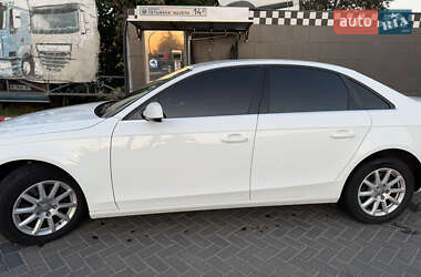 Седан Audi A4 2012 в 