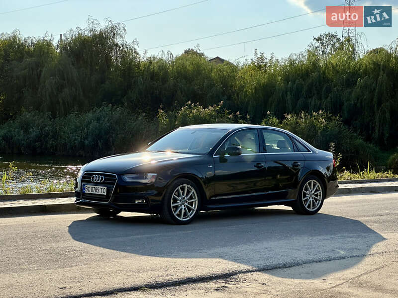 Седан Audi A4 2013 в Львове
