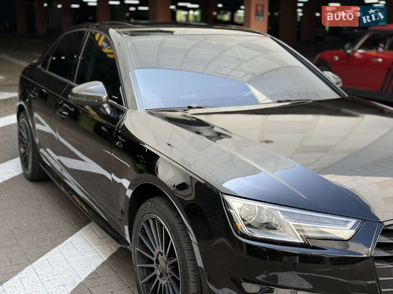 Седан Audi A4 2016 в Киеве