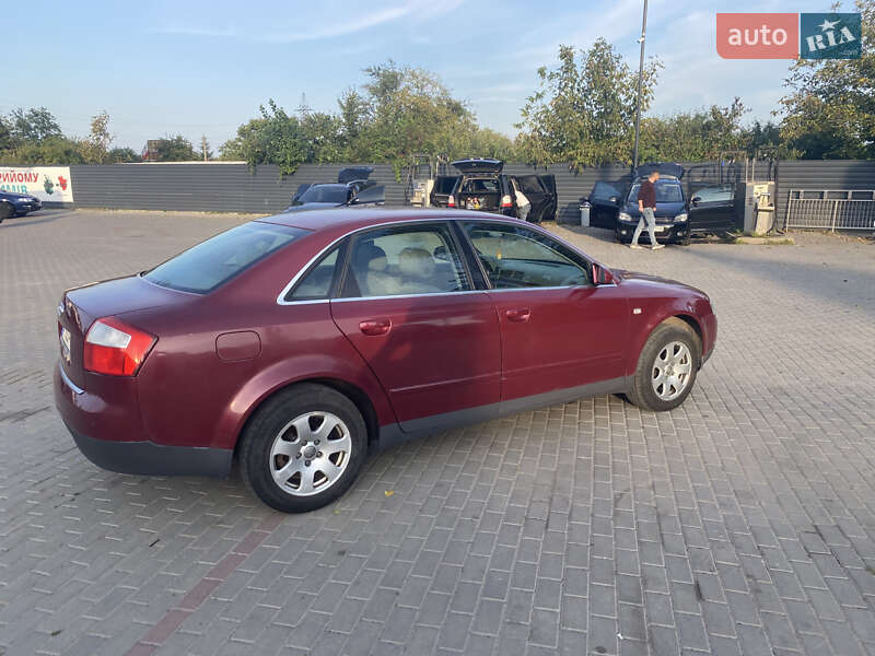 Седан Audi A4 2001 в Ивано-Франковске