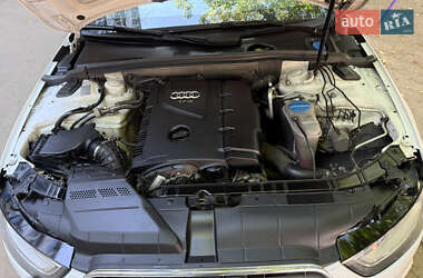 Седан Audi A4 2012 в 
