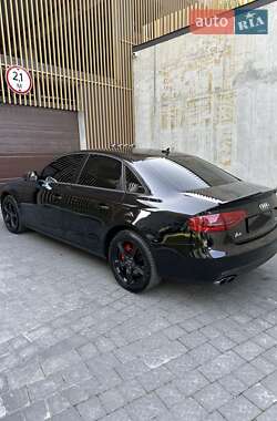 Седан Audi A4 2013 в 