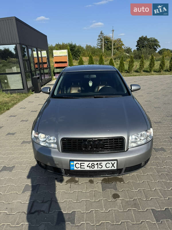 Седан Audi A4 2001 в 