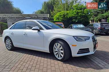 Седан Audi A4 2016 в 