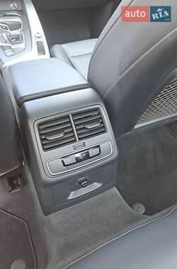 Седан Audi A4 2016 в 