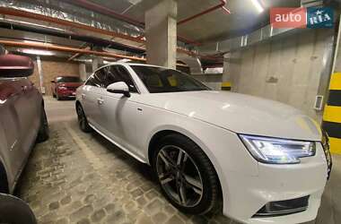 Седан Audi A4 2017 в 