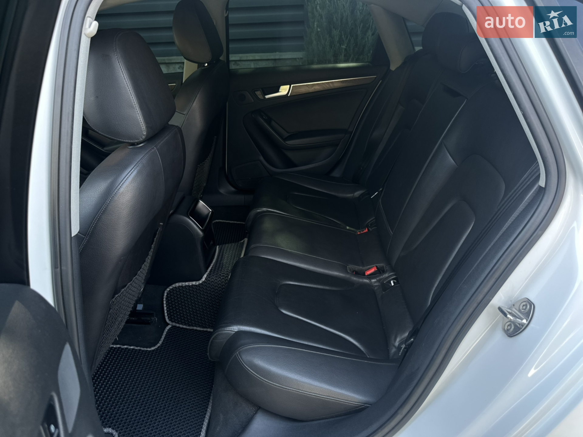 2012 Audi A4 - мініатюра 13