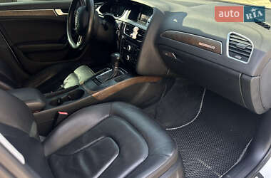 Седан Audi A4 2012 в 