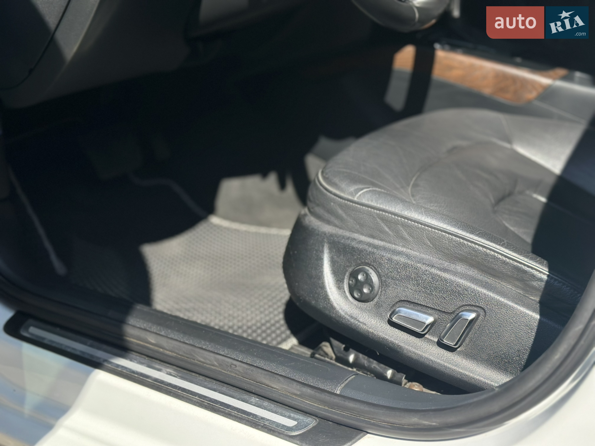 2012 Audi A4 - мініатюра 32