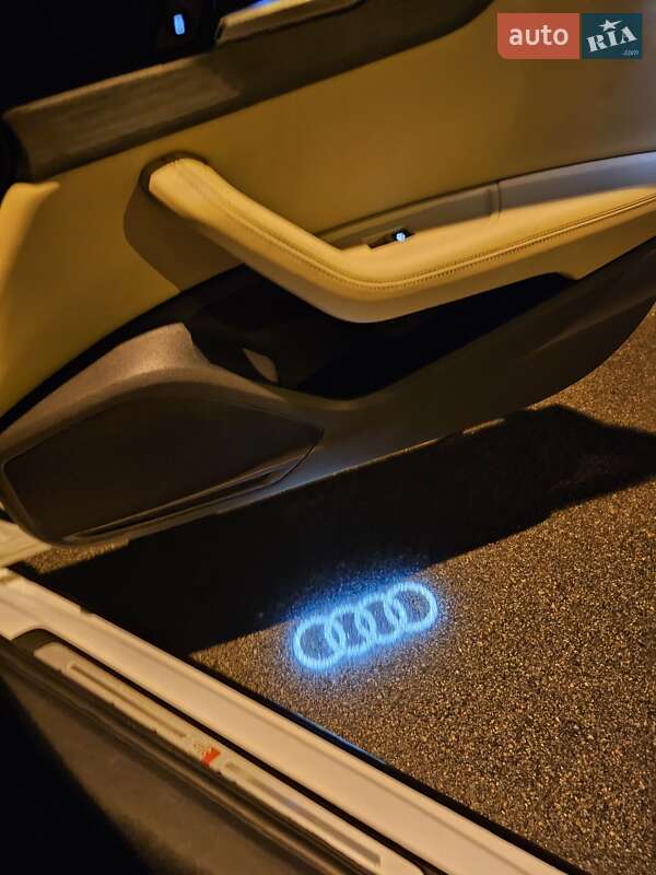 Седан Audi A4 2020 в Києві
