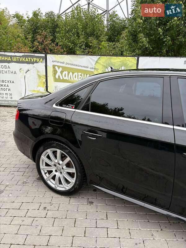 Седан Audi A4 2012 в Каменец-Подольском