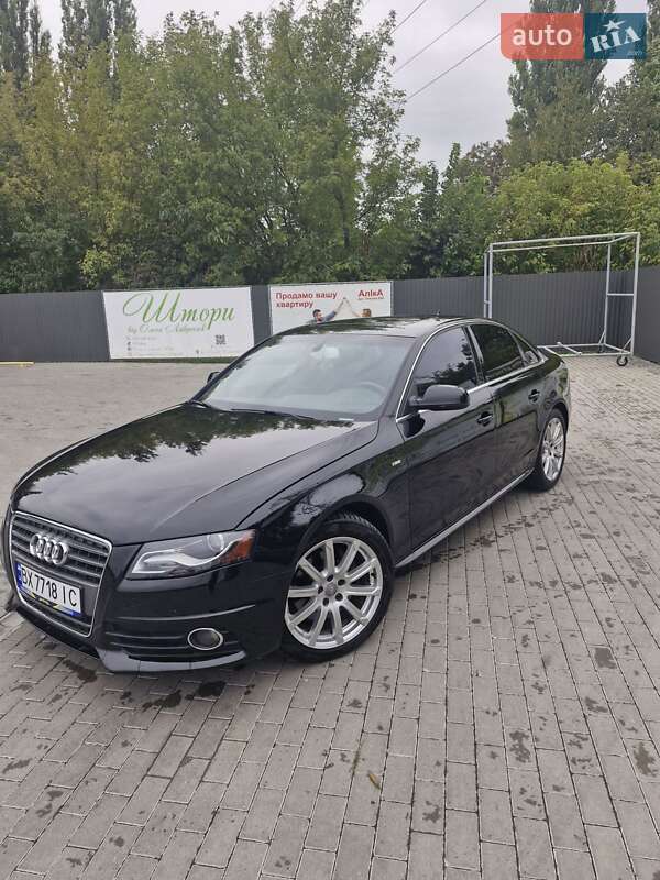 Седан Audi A4 2012 в Каменец-Подольском