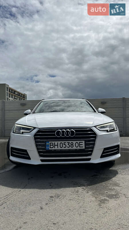 Седан Audi A4 2016 в Одесі