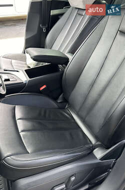 Седан Audi A4 2016 в 