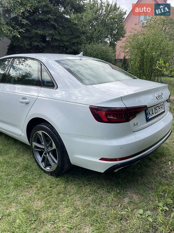 Седан Audi A4 2019 в Киеве