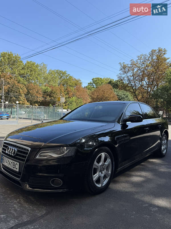Седан Audi A4 2010 в Одессе