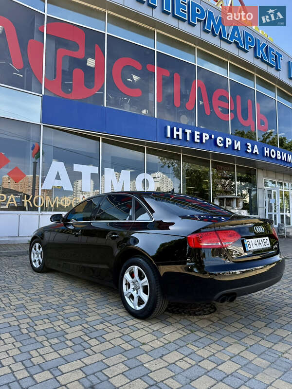 Седан Audi A4 2010 в Одессе