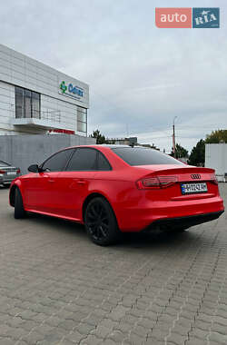 Седан Audi A4 2013 в 