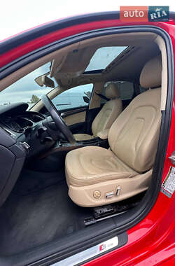 Седан Audi A4 2013 в 