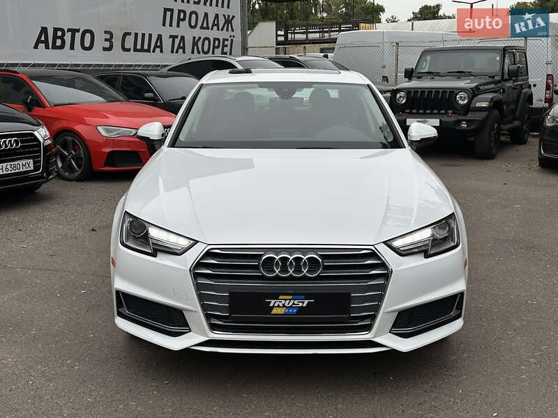 Седан Audi A4 2019 в Одессе