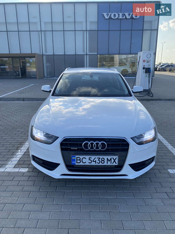 Универсал Audi A4 2014 в Львове